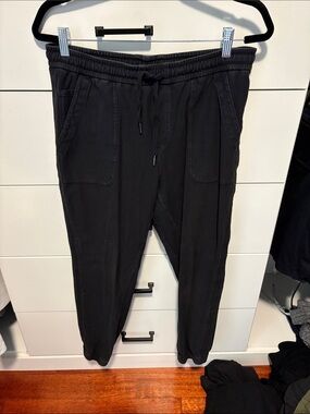 Athleta Farallon Jogger Pants with Drawstring